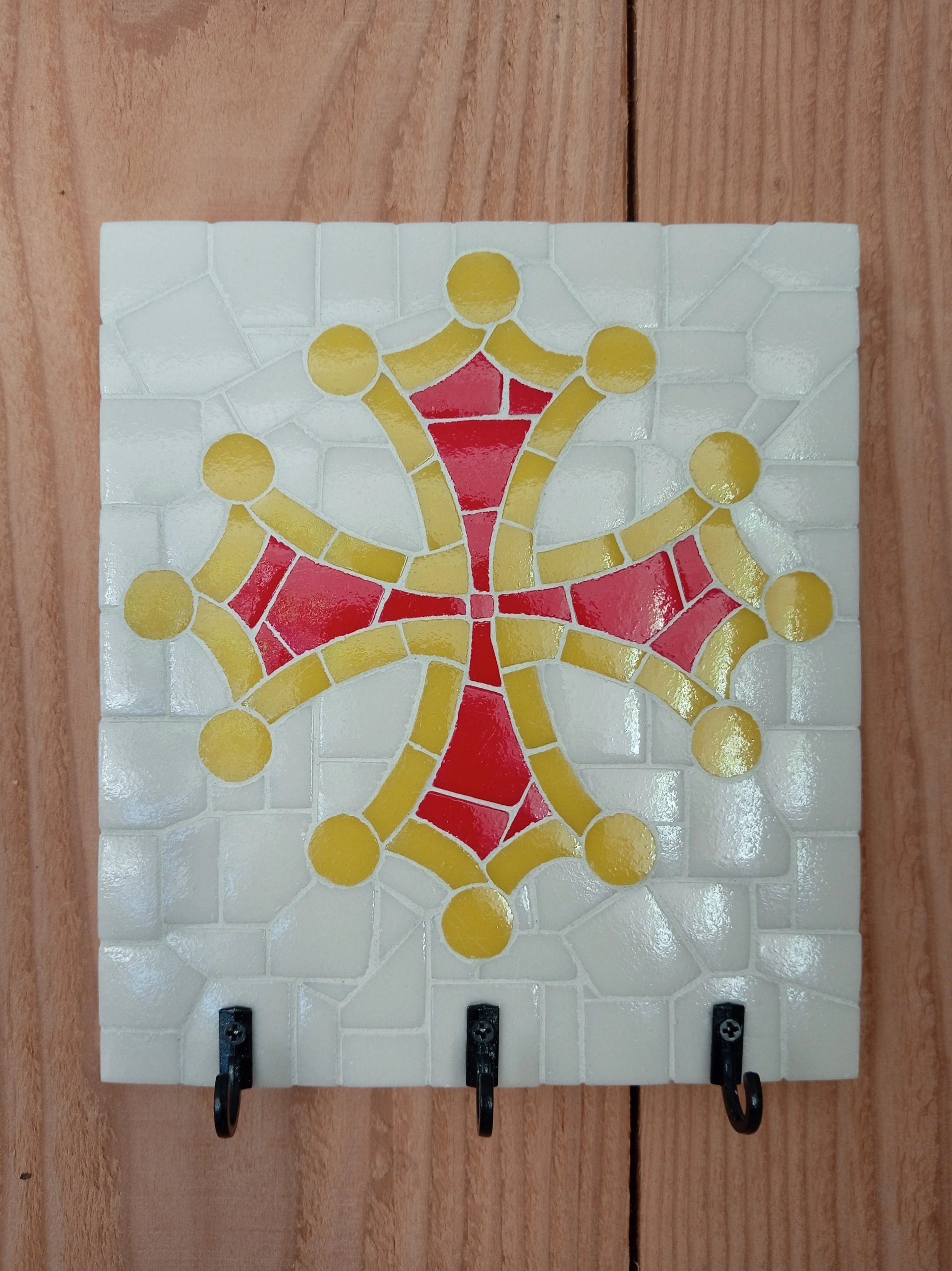 croix occitane pour un porte clé mural